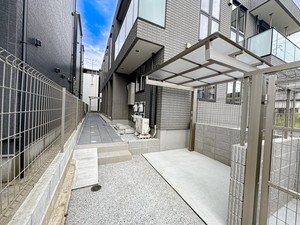 アステリア九州のサイクルポート施工事例