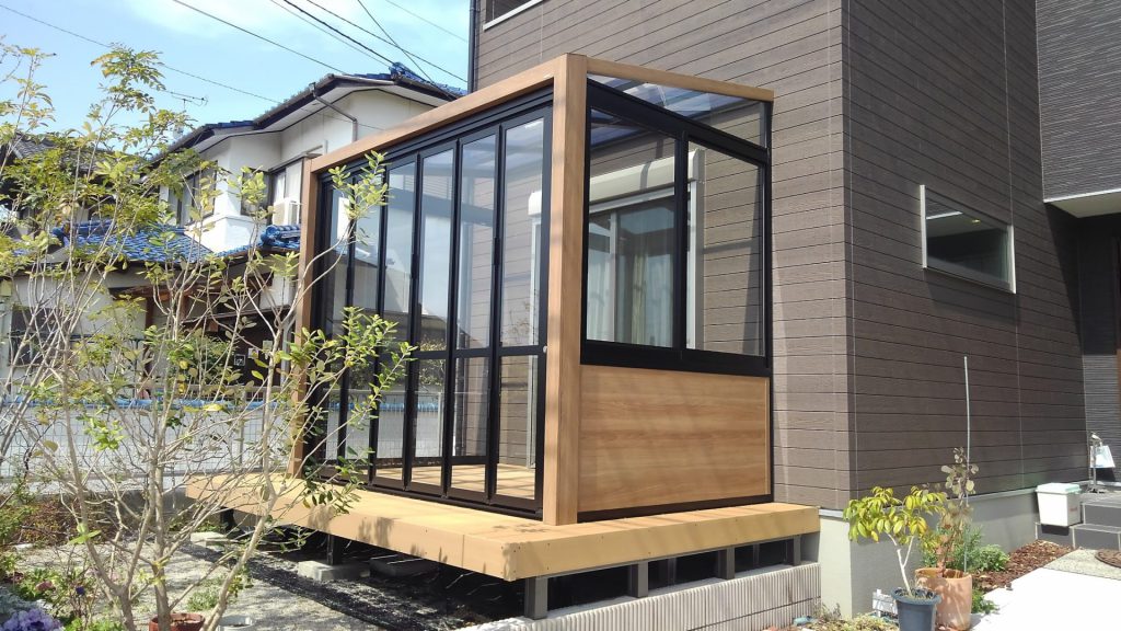 エコエクステリアBECのウッドデッキ・ガーデンルーム施工事例